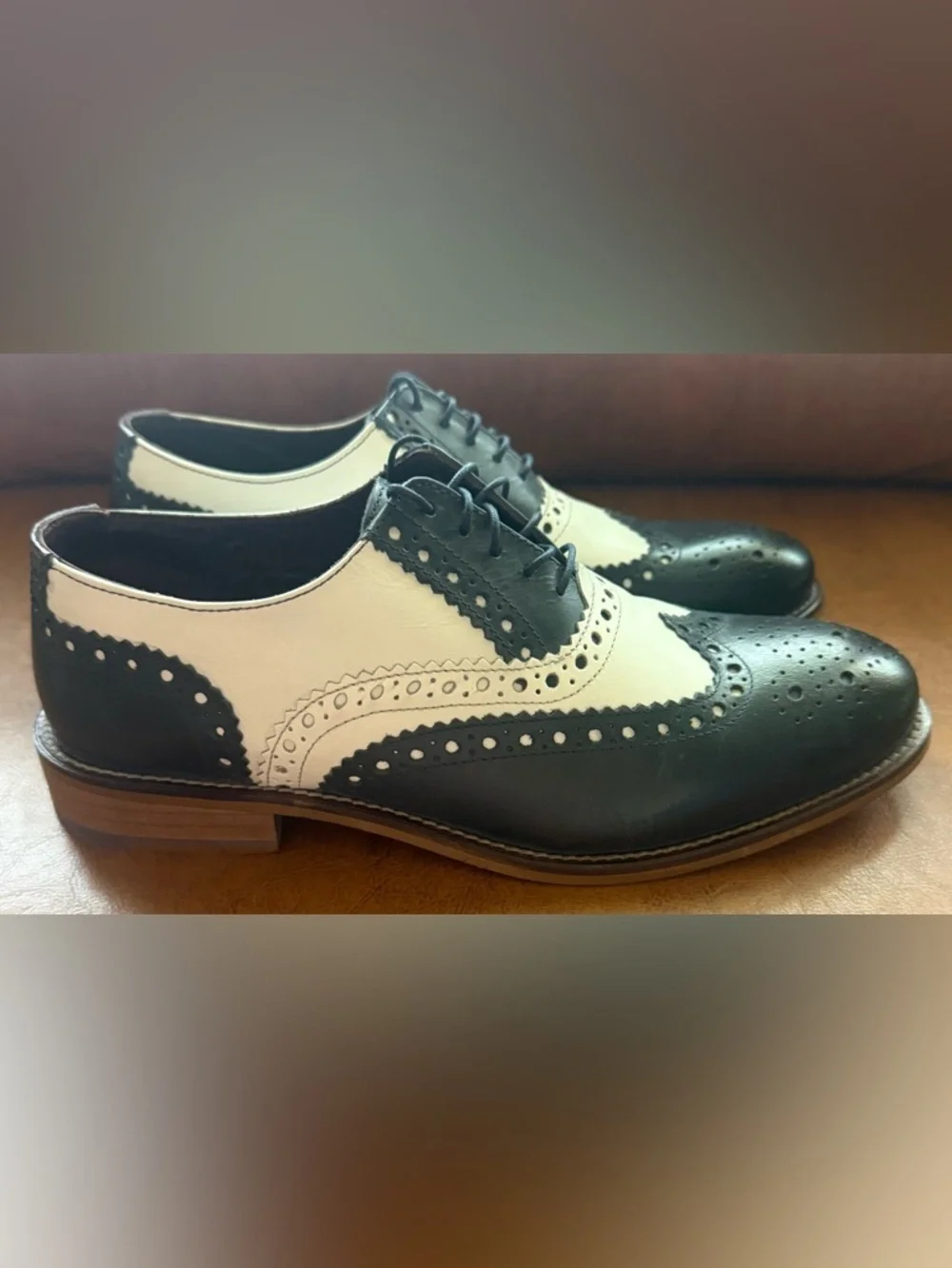 London Brogue Gatsby Spectator Shoes Navy White Wingtip US 8 EU 42